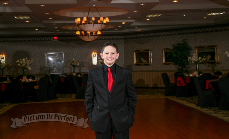 re2013-04-13_Windsor_Jacobs-Bar-Mitzvah_Picture-Us-Perfect_34