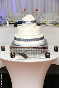 wedding cake with lace details
